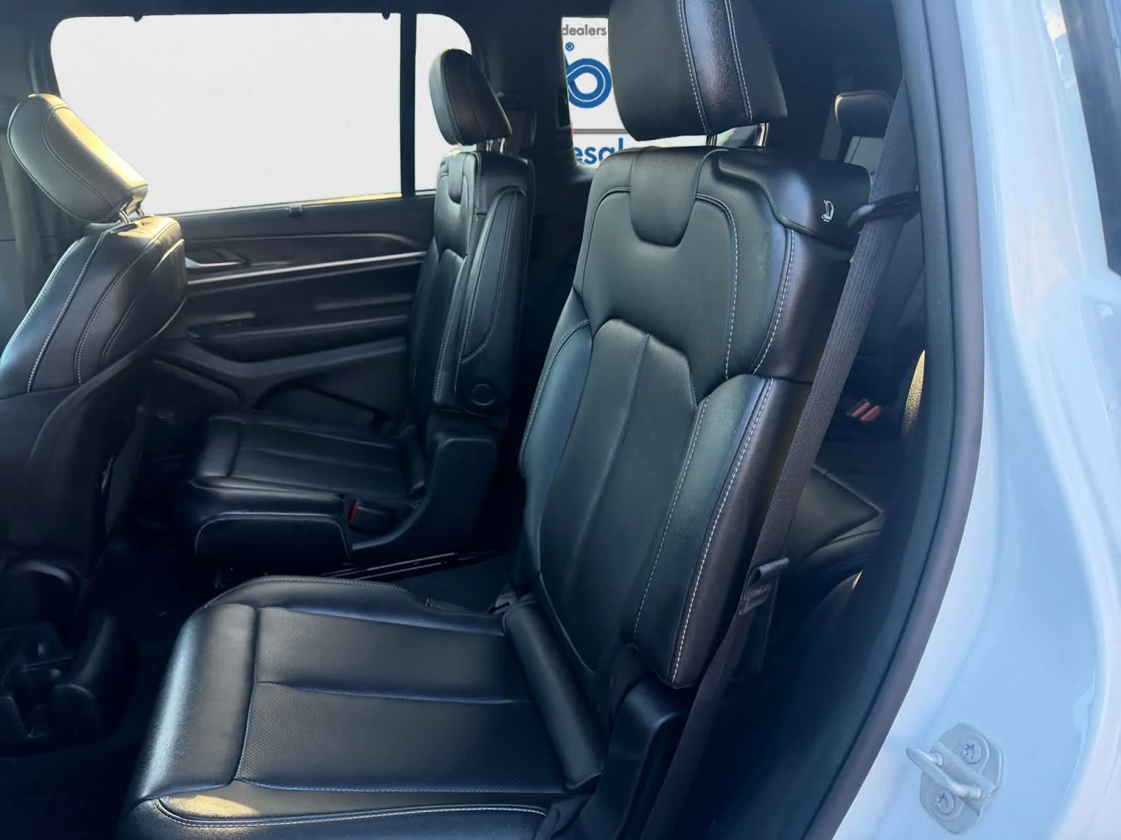 Used 2024 Bright White Jeep Limited image 18