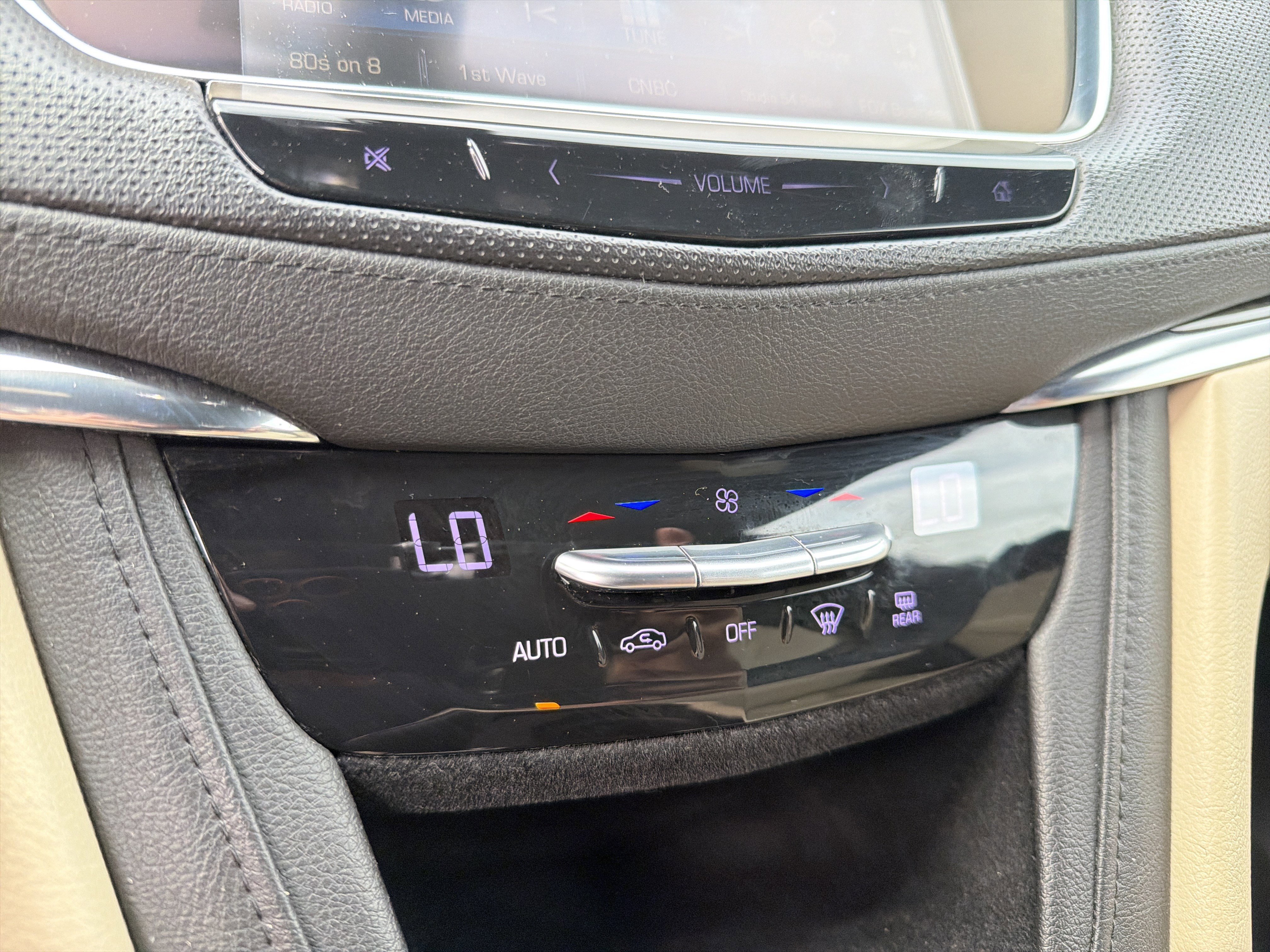 2018 Cadillac XT5 Base - Photo 24