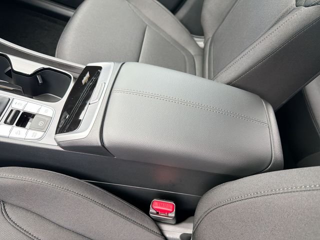 New 2026 White Hyundai SE FWD image 49