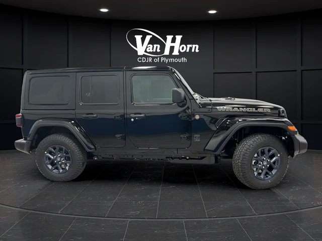 New 2026 Black Clear-Coat Exterior Paint Jeep 85th Anniversary Edition image 8