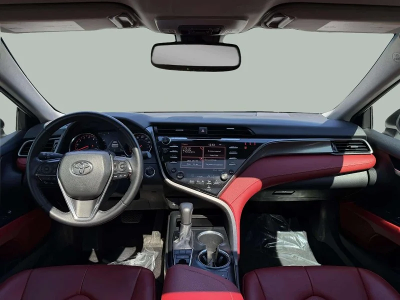 Used 2019  Toyota XSE image 9