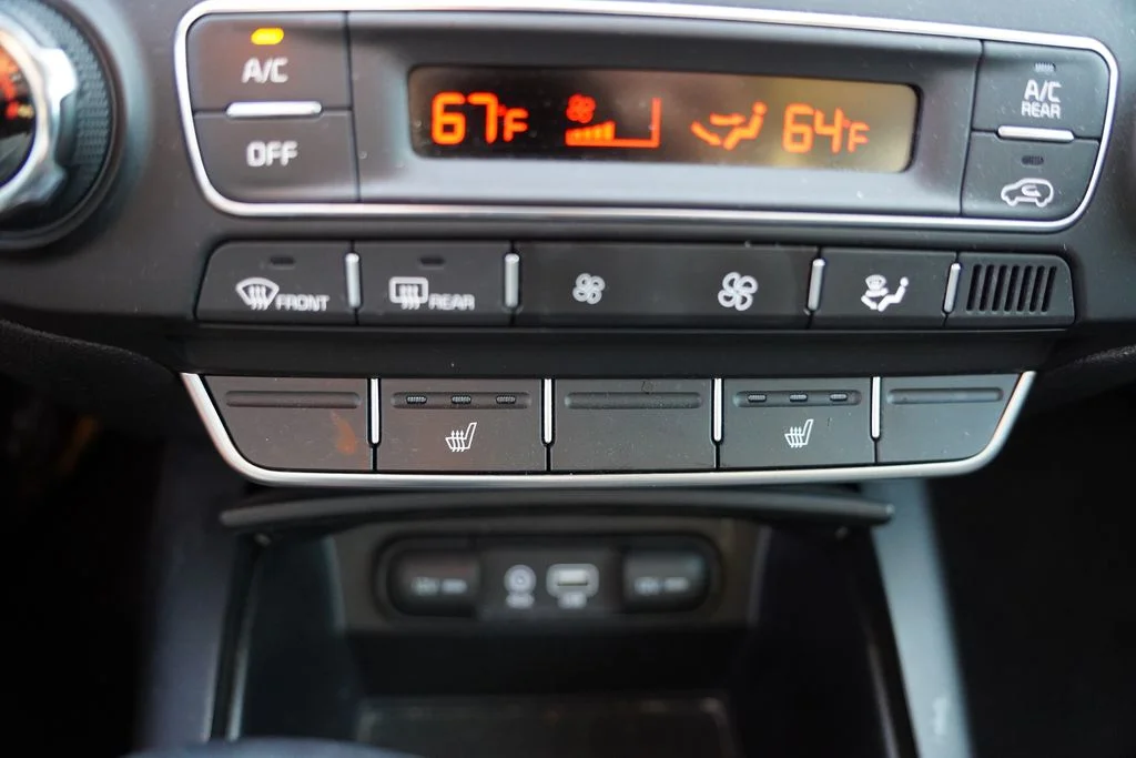 Used 2020 Gravity Gray Kia S image 6