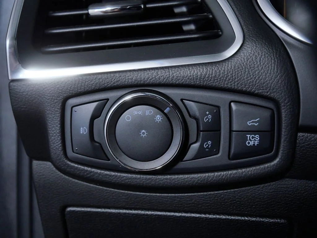 Used 2020 Gray Ford Titanium image 26