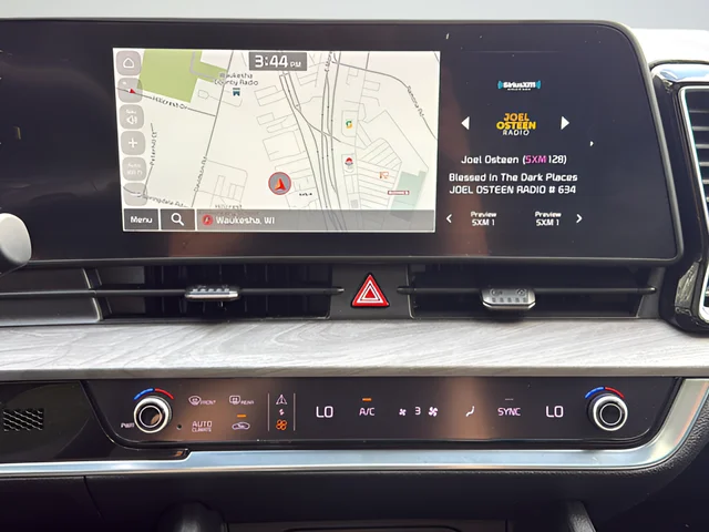 Used 2023 Blue Kia X-Line image 19