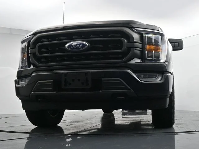 Used 2023 Black Ford XLT image 34