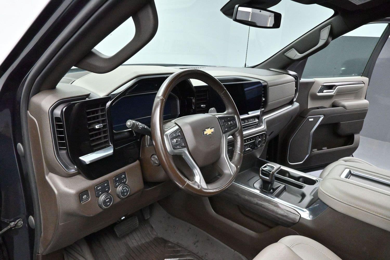 Used 2022 Dark Ash Metallic Chevrolet LTZ image 13