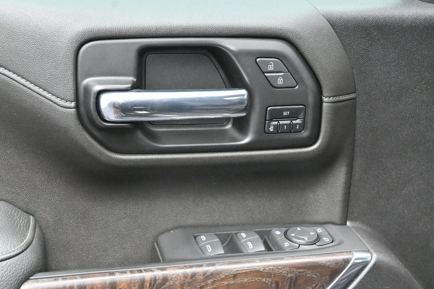 Used 2021 Onyx Black GMC Denali image 11