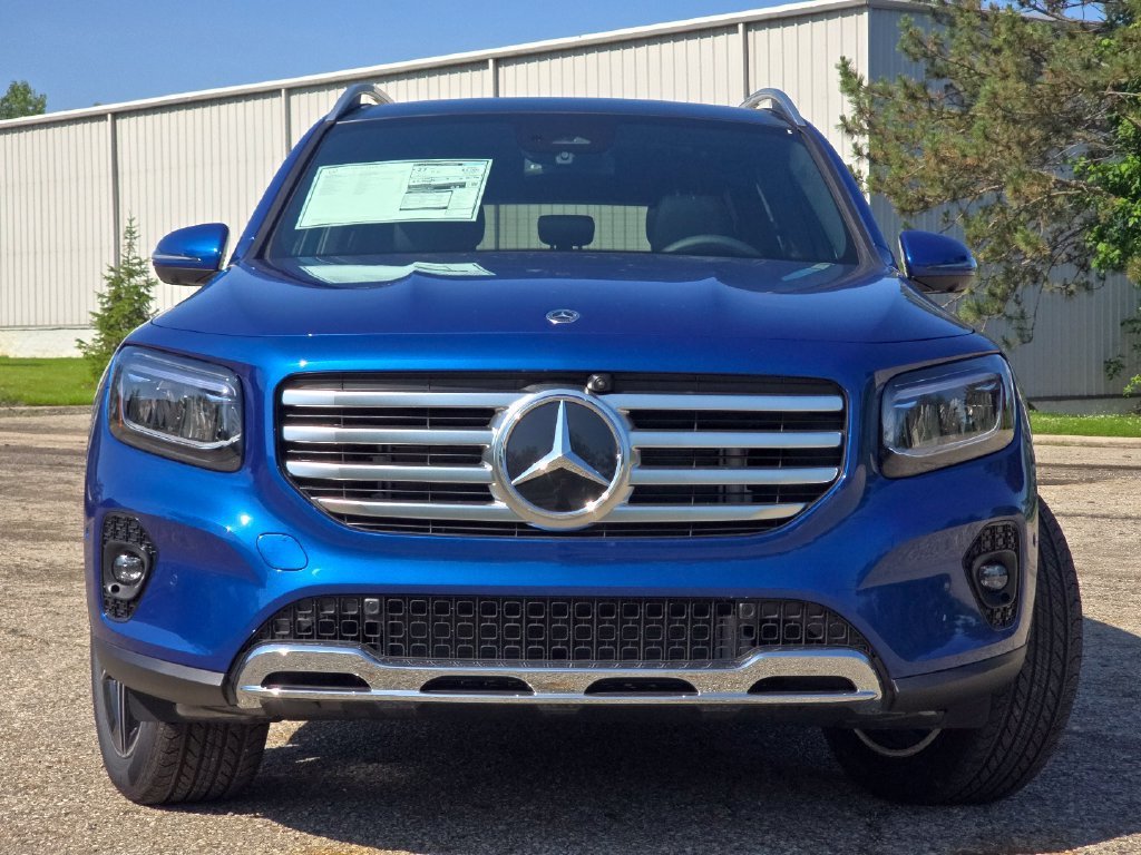 New 2026 Starling Blue Metallic Mercedes-Benz GLB 250 image 49