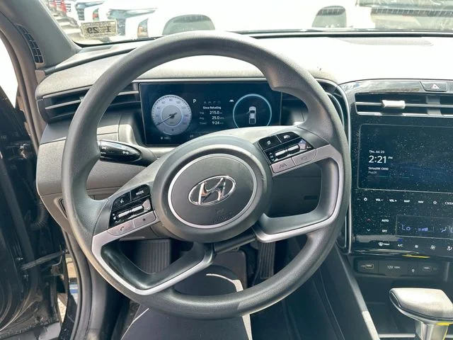 Used 2024 Black Hyundai SEL image 15