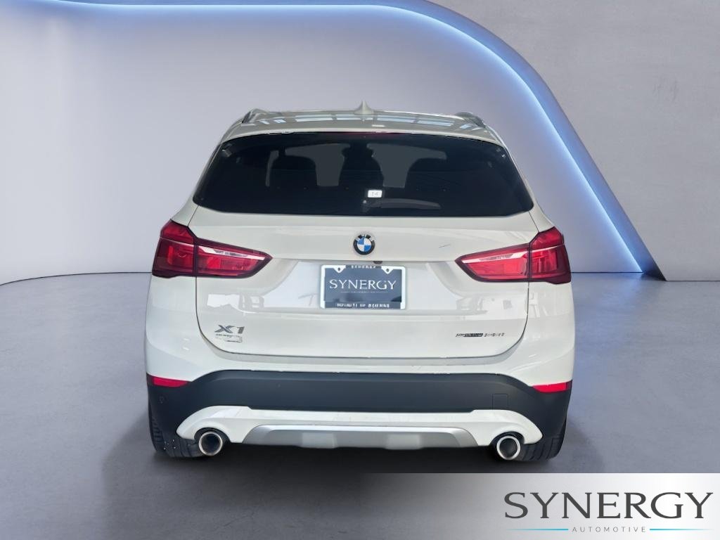 Used 2020 Alpine White BMW sDrive28i image 6