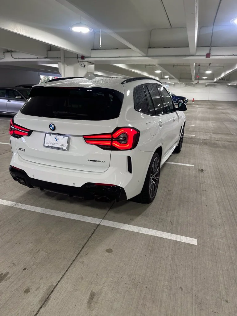 Used 2024 Alpine White BMW xDrive30i image 6