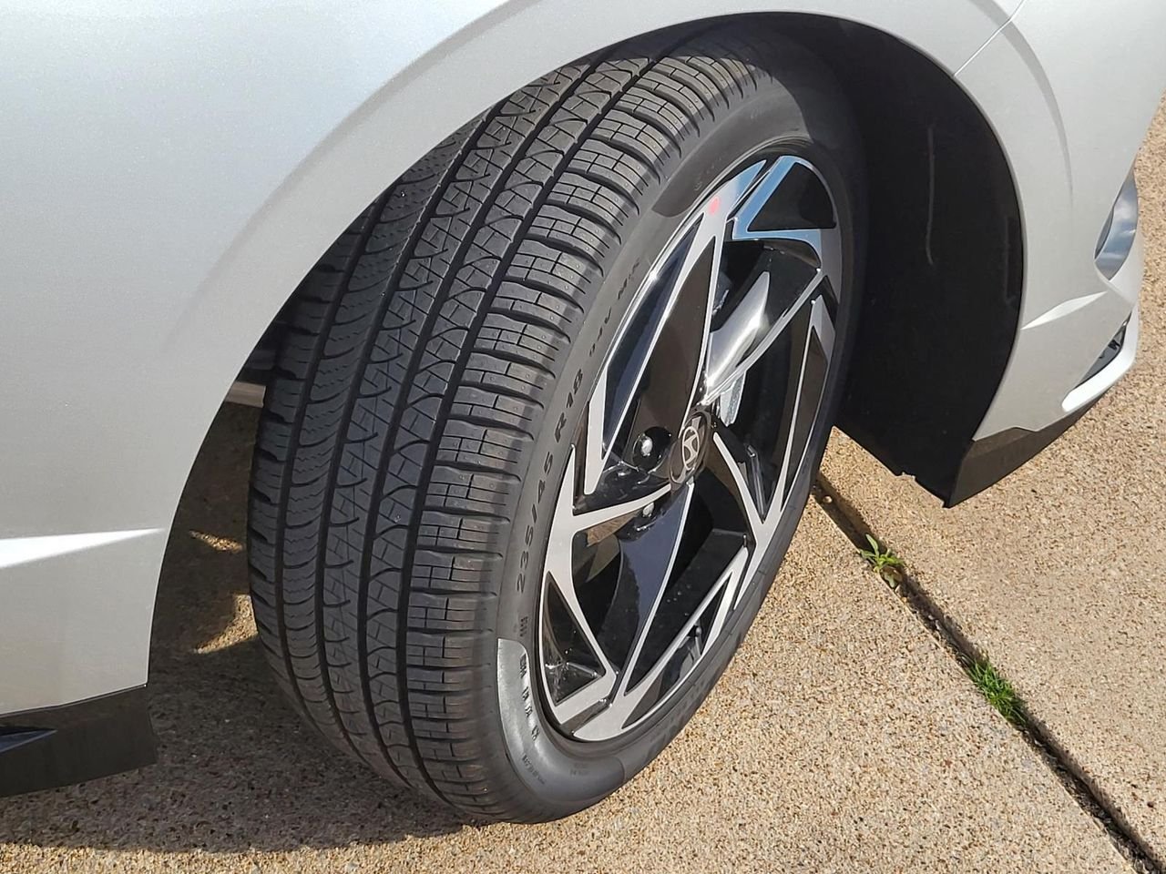 New 2026 Aero Silver Hyundai SEL Sport image 6