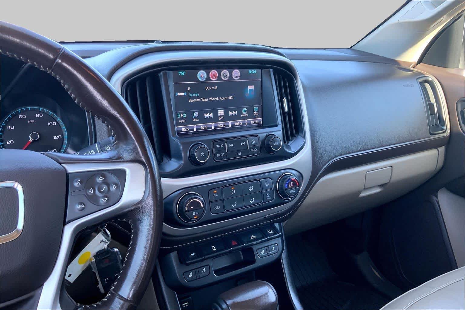 Used 2017 Summit White GMC 4WD SLT image 6