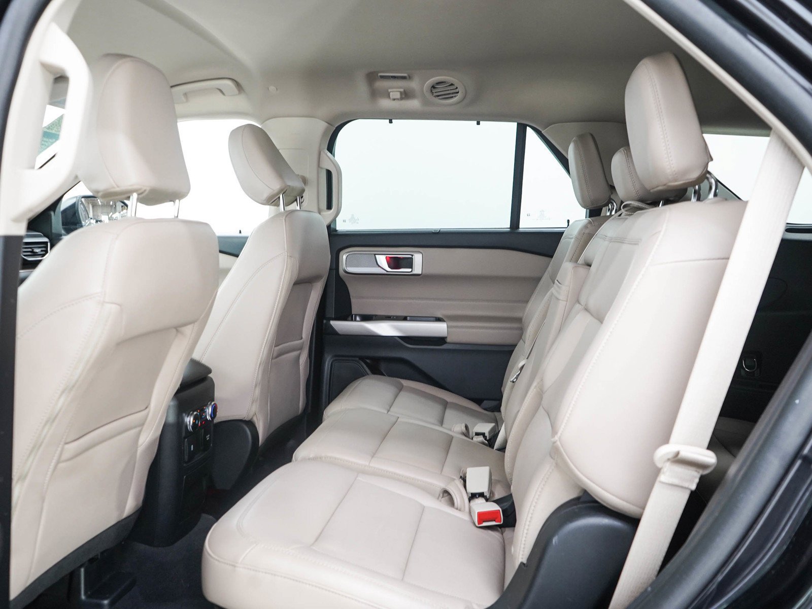 Used 2023  Ford Limited 4WD image 16