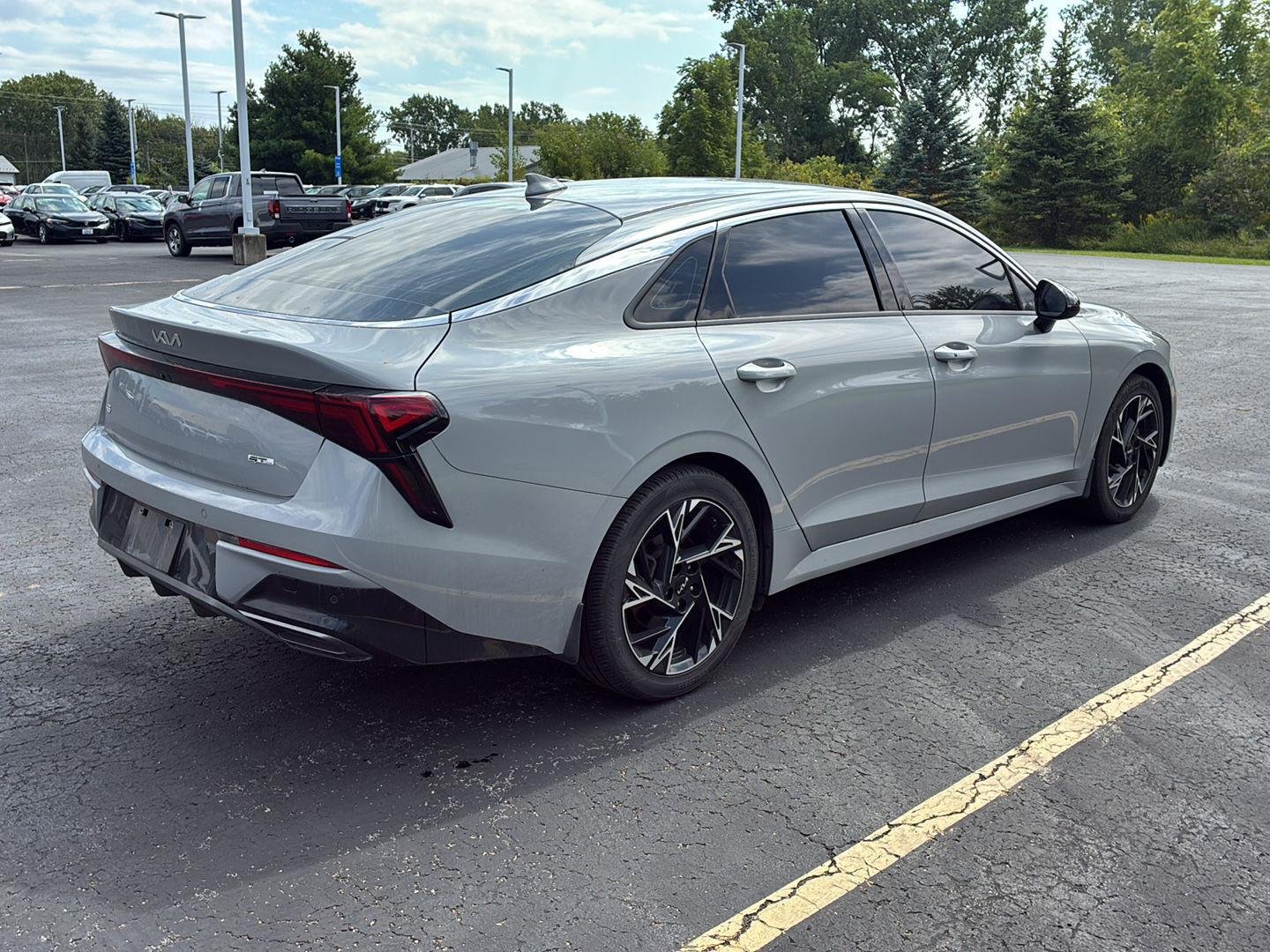 Used 2025 Wolf Gray Kia GT-Line image 24