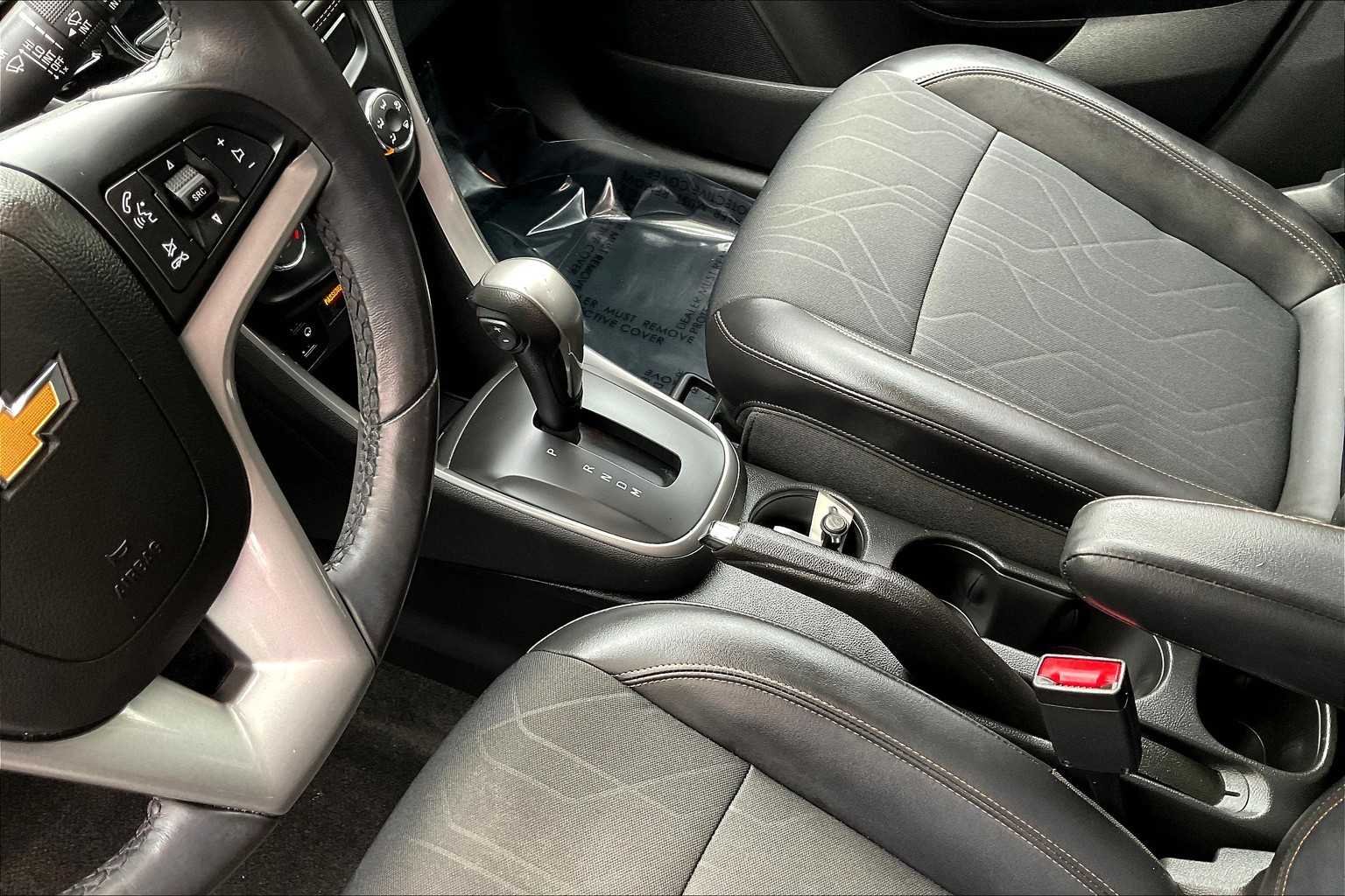 2022 Chevrolet Trax LT - Photo 17