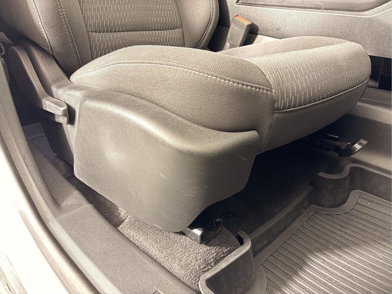 2025 Chevrolet Equinox LT - Photo 25