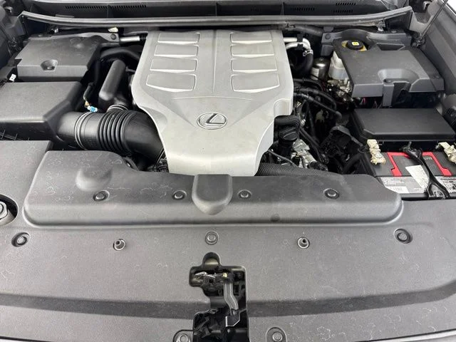 Used 2021 Silver Lexus 460 image 17