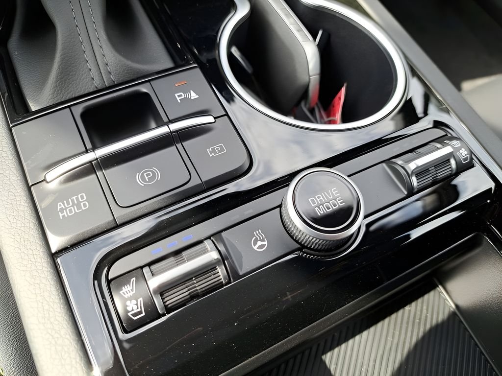 2026 Kia K5 GT - Photo 25