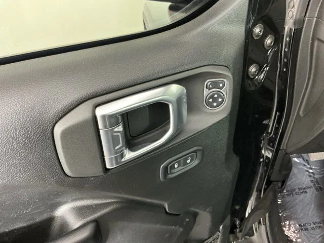 Used 2021 Black Jeep Willys image 12