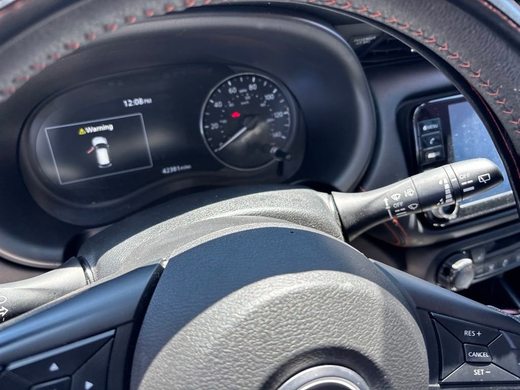Used 2023 White Nissan SR image 23