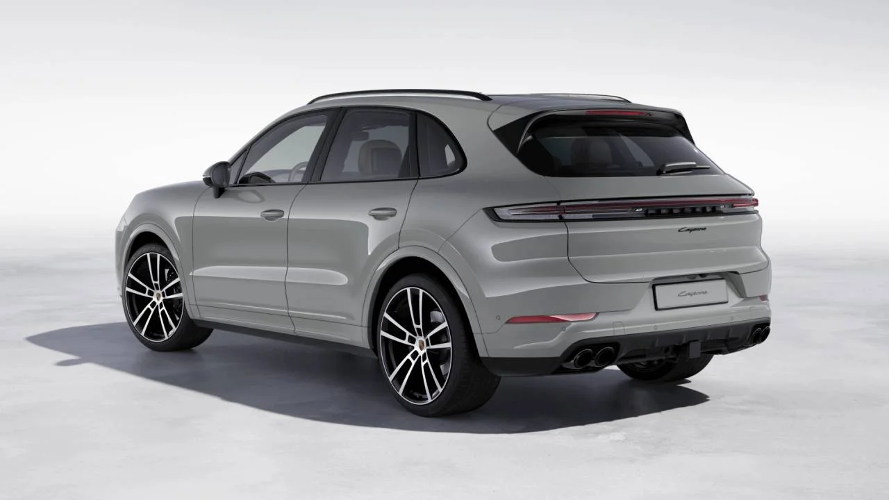 New 2026 Chalk Porsche  image 3