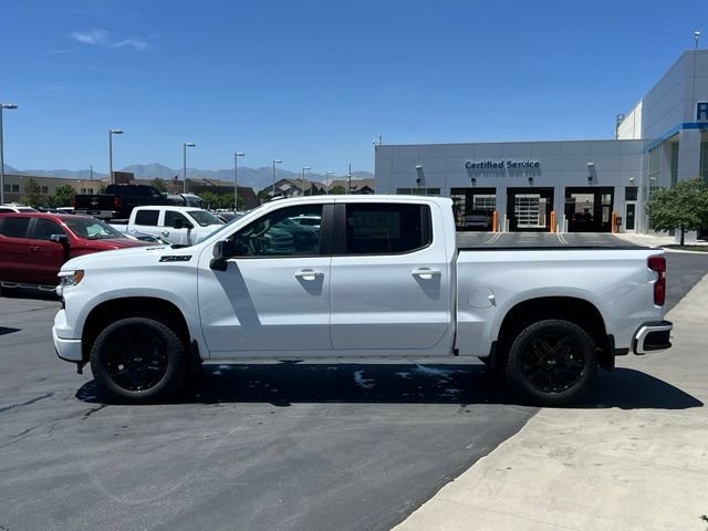 New 2026 Summit White Chevrolet RST image 2
