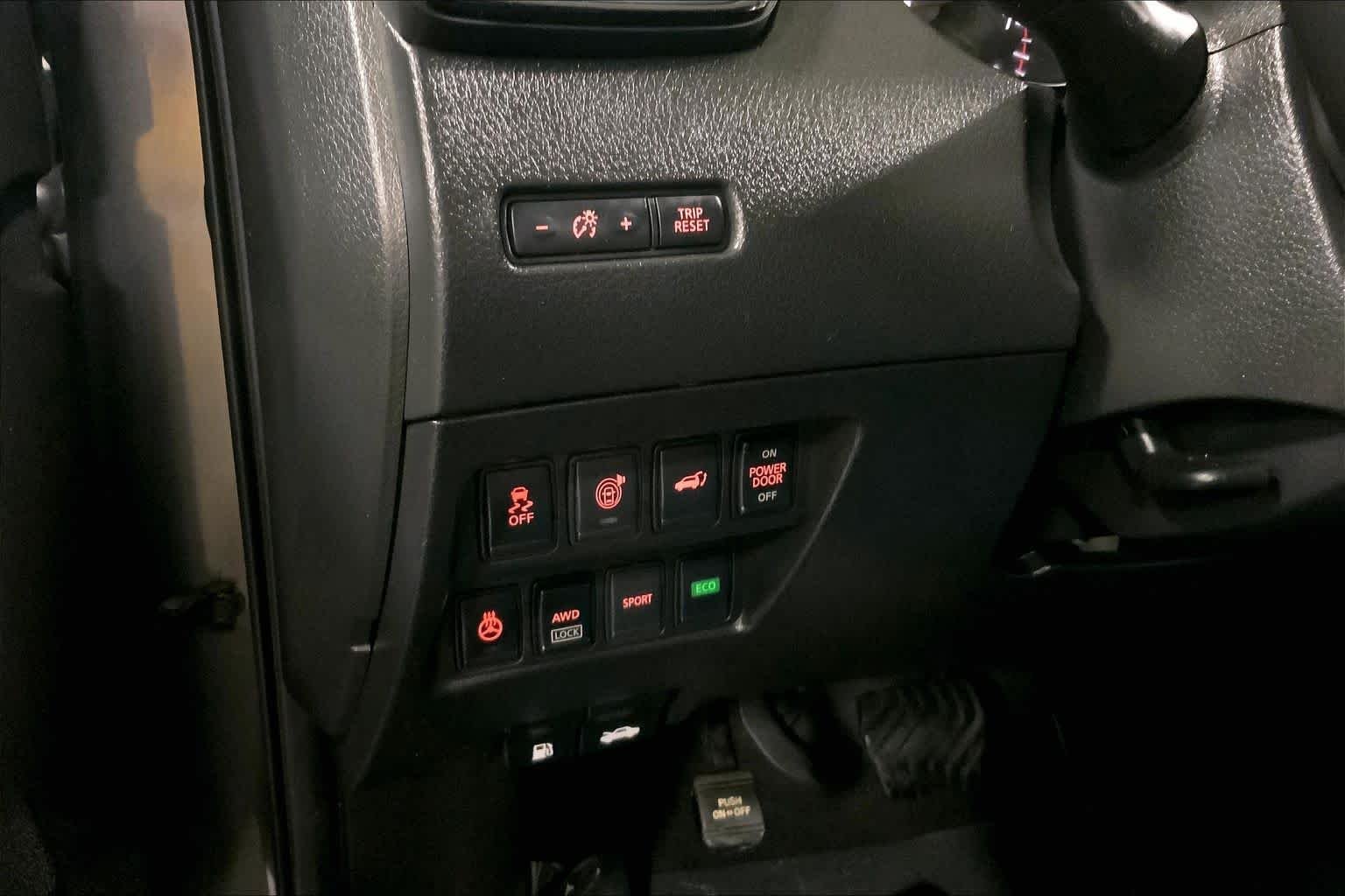 Used 2017 Gun Metallic Nissan SL image 35