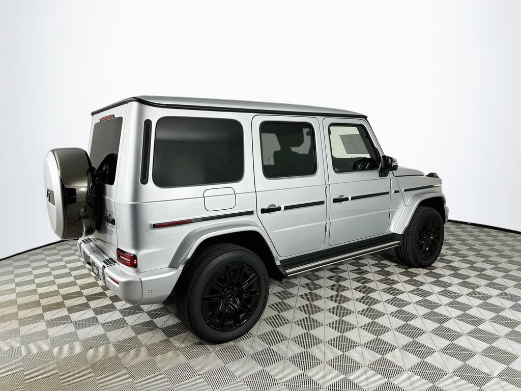 New 2027 Iridium Silver Mercedes-Benz G 580 image 40