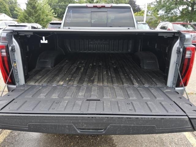 Used 2026 Sterling Metallic GMC Denali Ultimate image 12