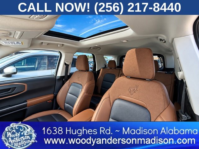 Used 2024 White Ford Badlands image 6
