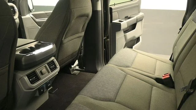 Used 2024 Gray Ford XLT image 19