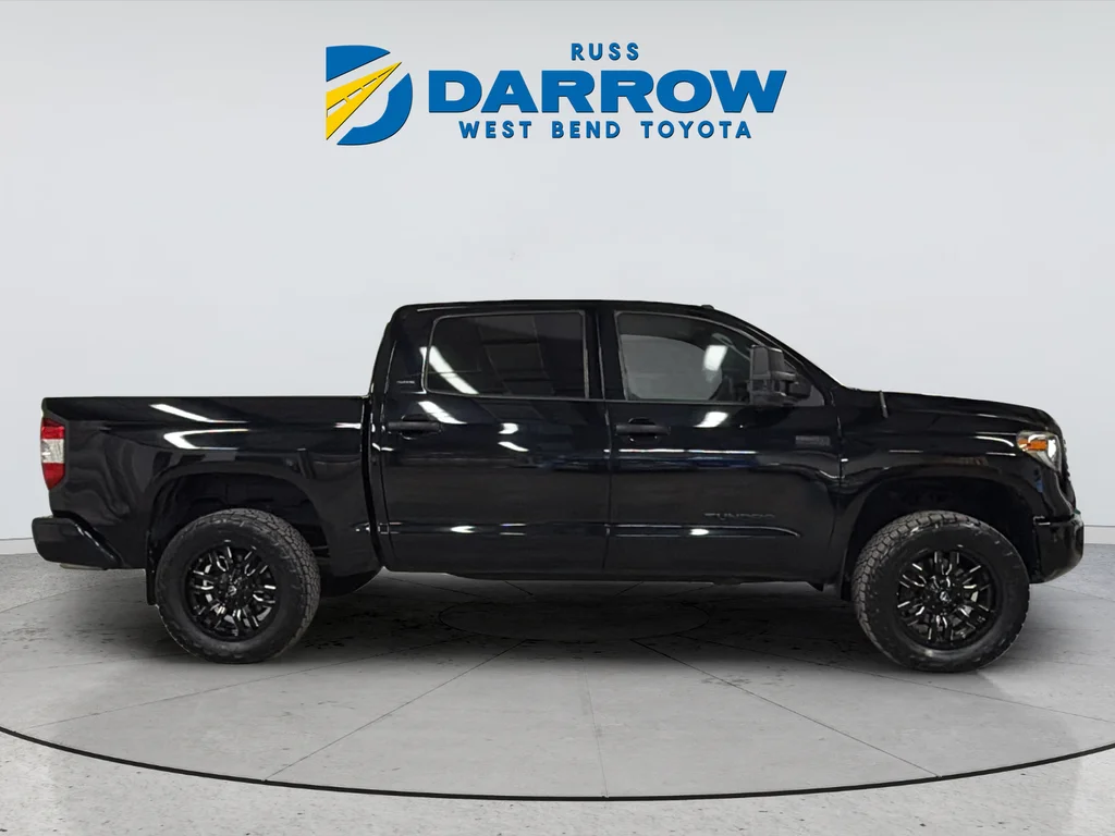 Used 2018 Black Toyota SR5 image 6