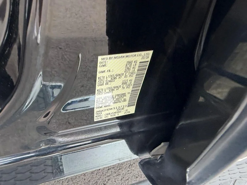 Used 2017 Magnetic Black Nissan SL image 22
