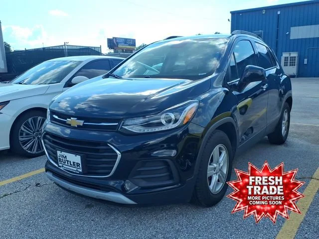 Used 2019 MOSAIC BLACK METALLIC Chevrolet LT image 1