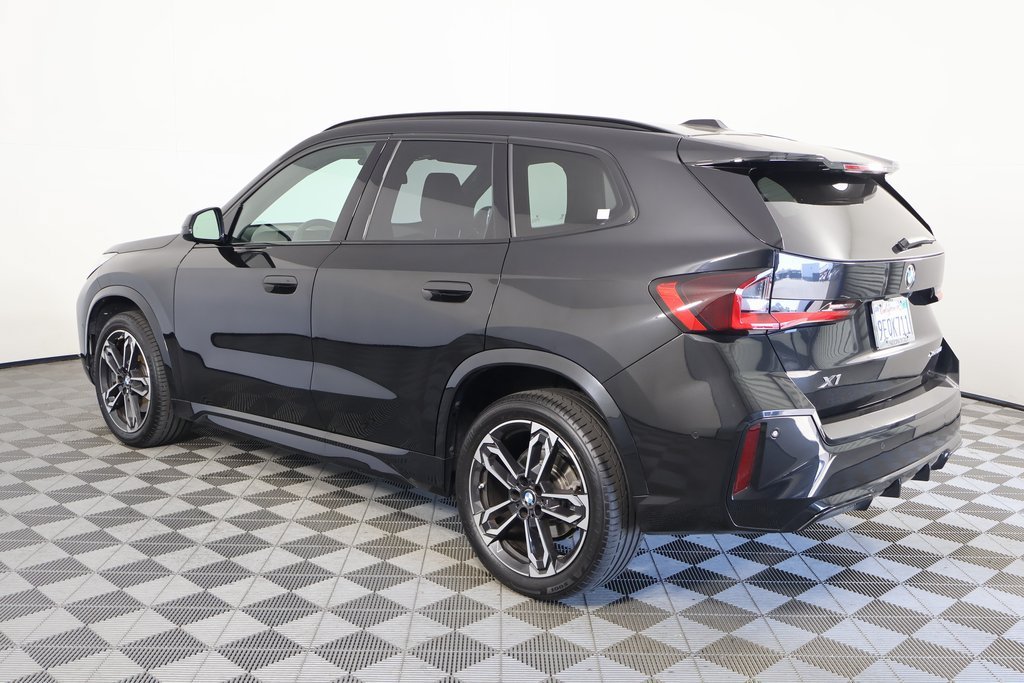 Certified Used 2023 Black Sapphire Metallic BMW xDrive28i image 6