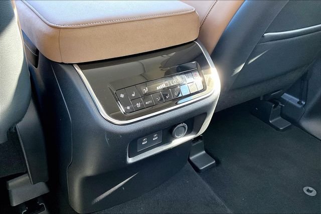 2027 INFINITI QX80 Luxe - Photo 32