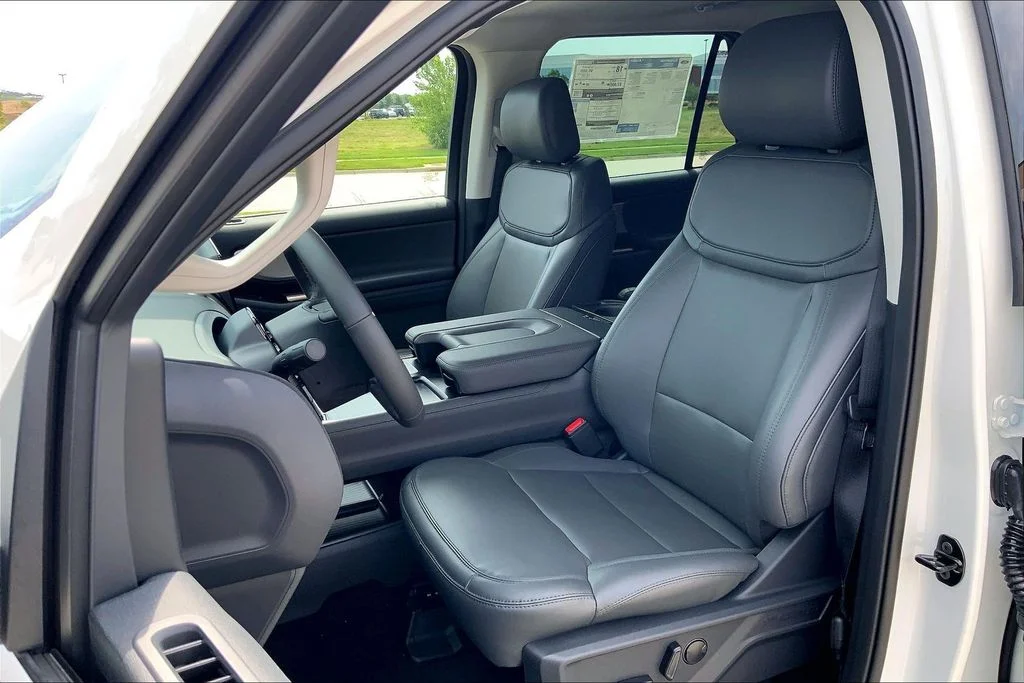 New 2027 White Ford Active image 9
