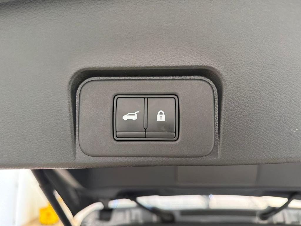 Used 2021 Boulder Gray Nissan SL image 30