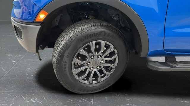 Used 2021 Blue Metallic Ford XLT image 32