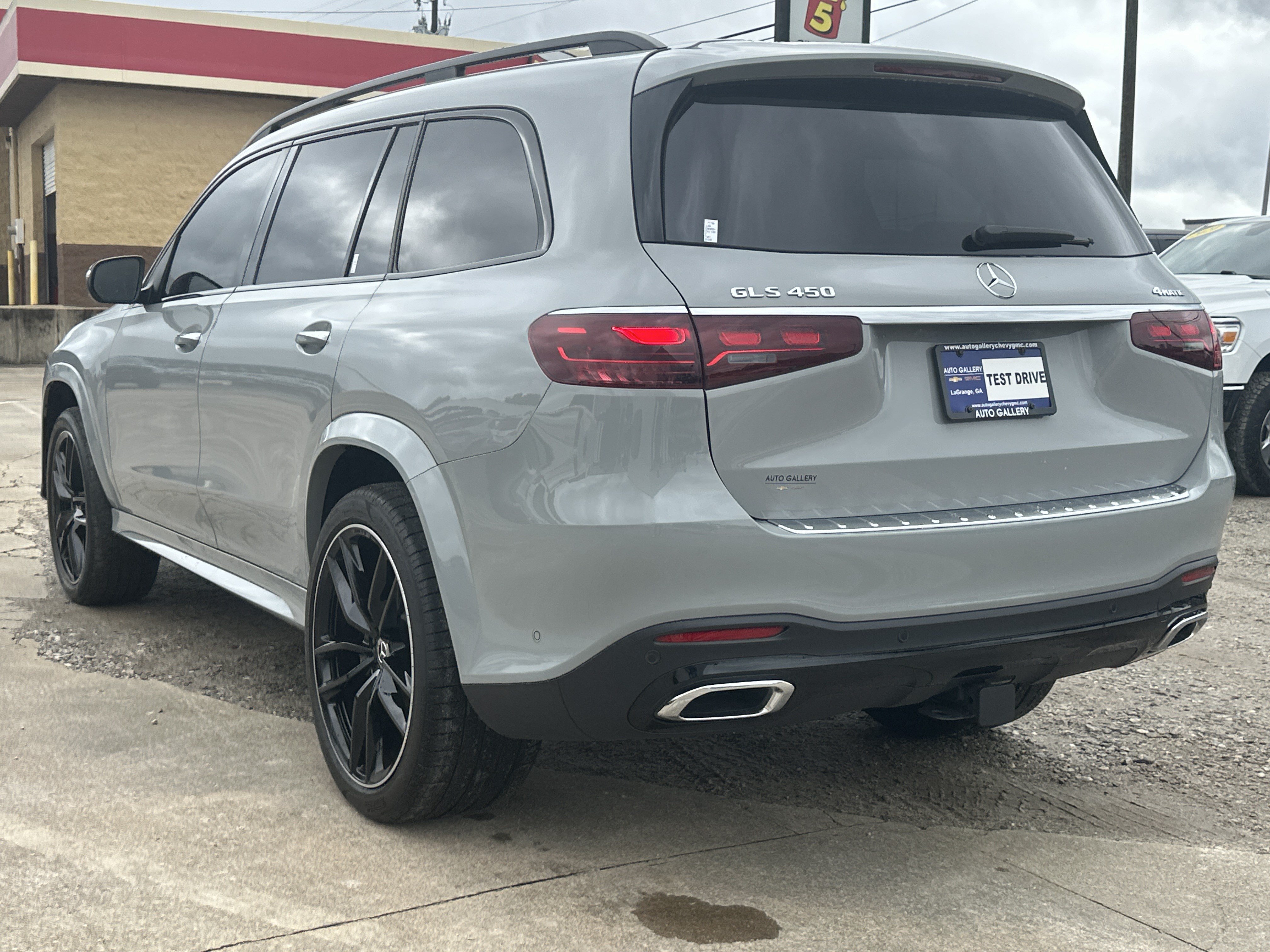 Used 2025 Gray Mercedes-Benz GLS 450 image 8