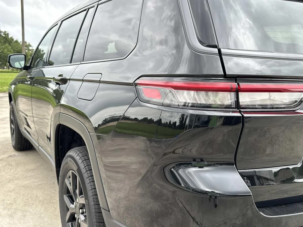New 2026 Black Jeep Laredo image 10
