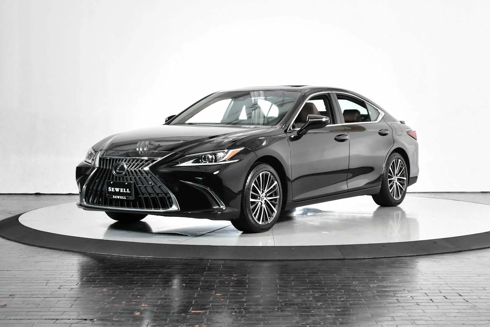 2023 Lexus ES 350 350's photo