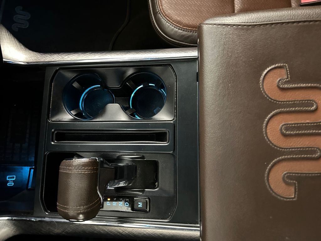 Used 2021  Ford King Ranch image 23