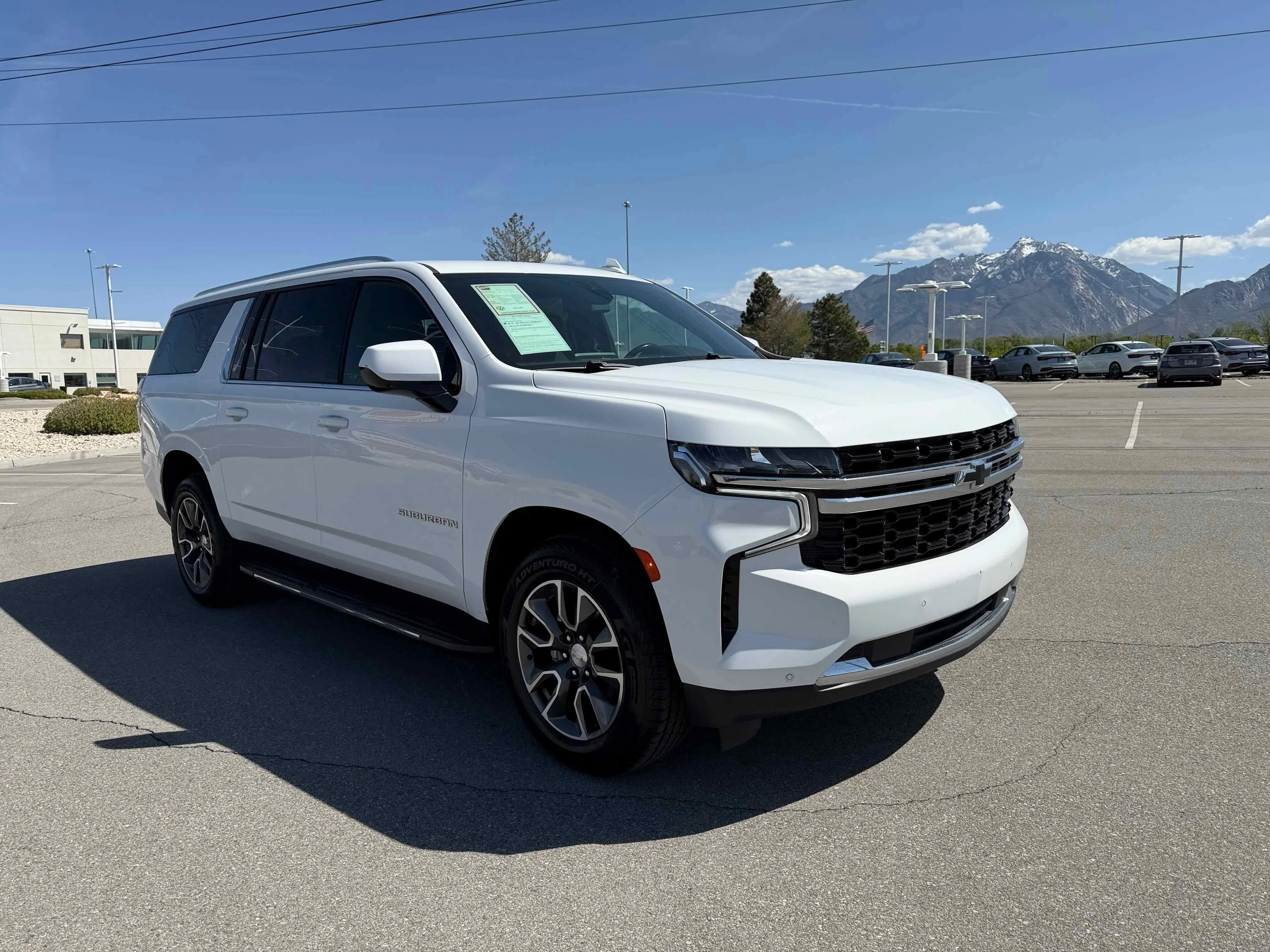 Used 2022 White Chevrolet LS image 9