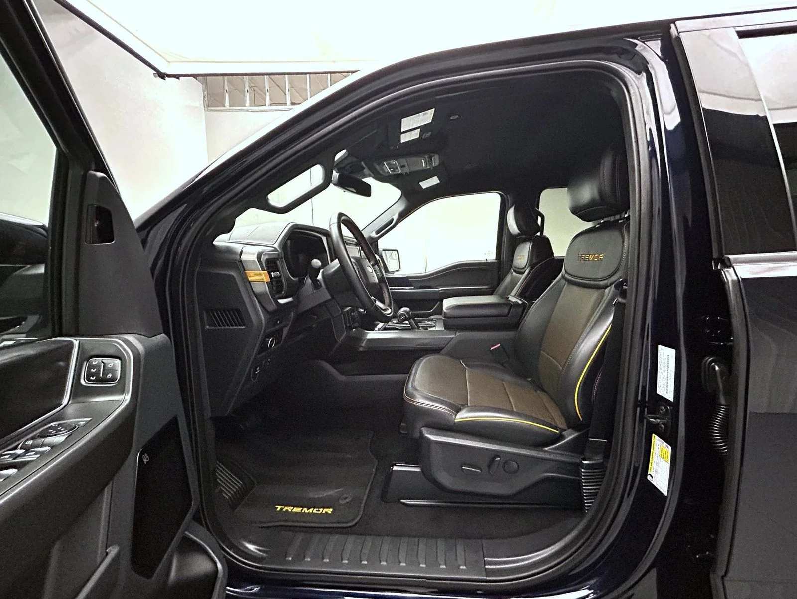 Used 2025 Blue Ford Tremor image 10