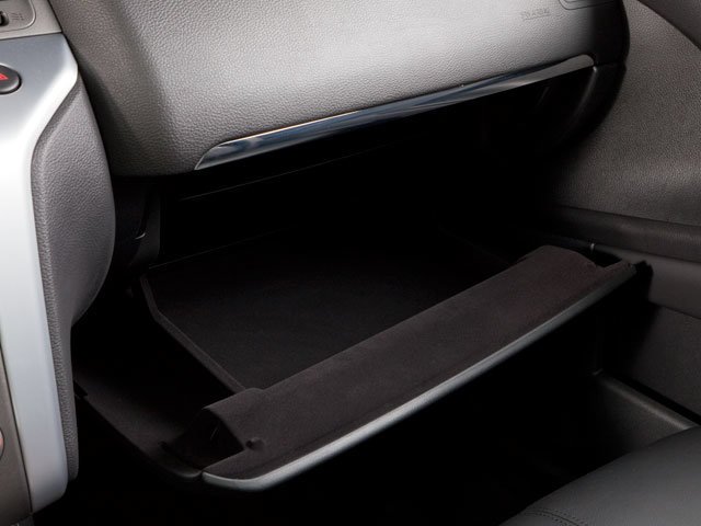 Used 2013 Super Black Clearcoat Nissan LE image 18