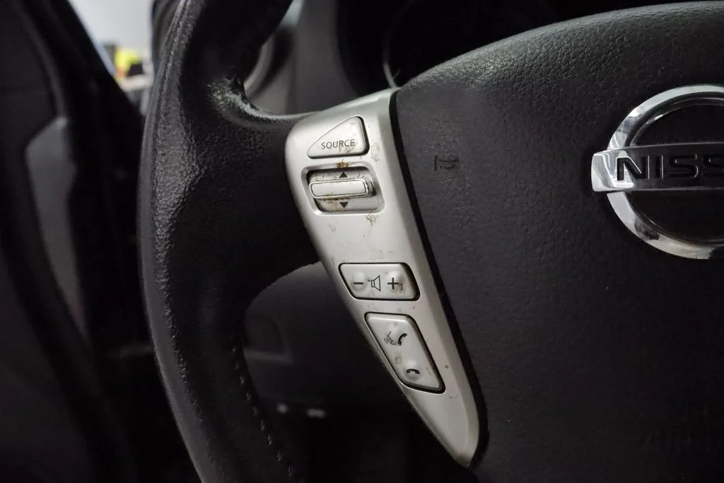 Used 2018 Gray Nissan 1.6 SV image 26