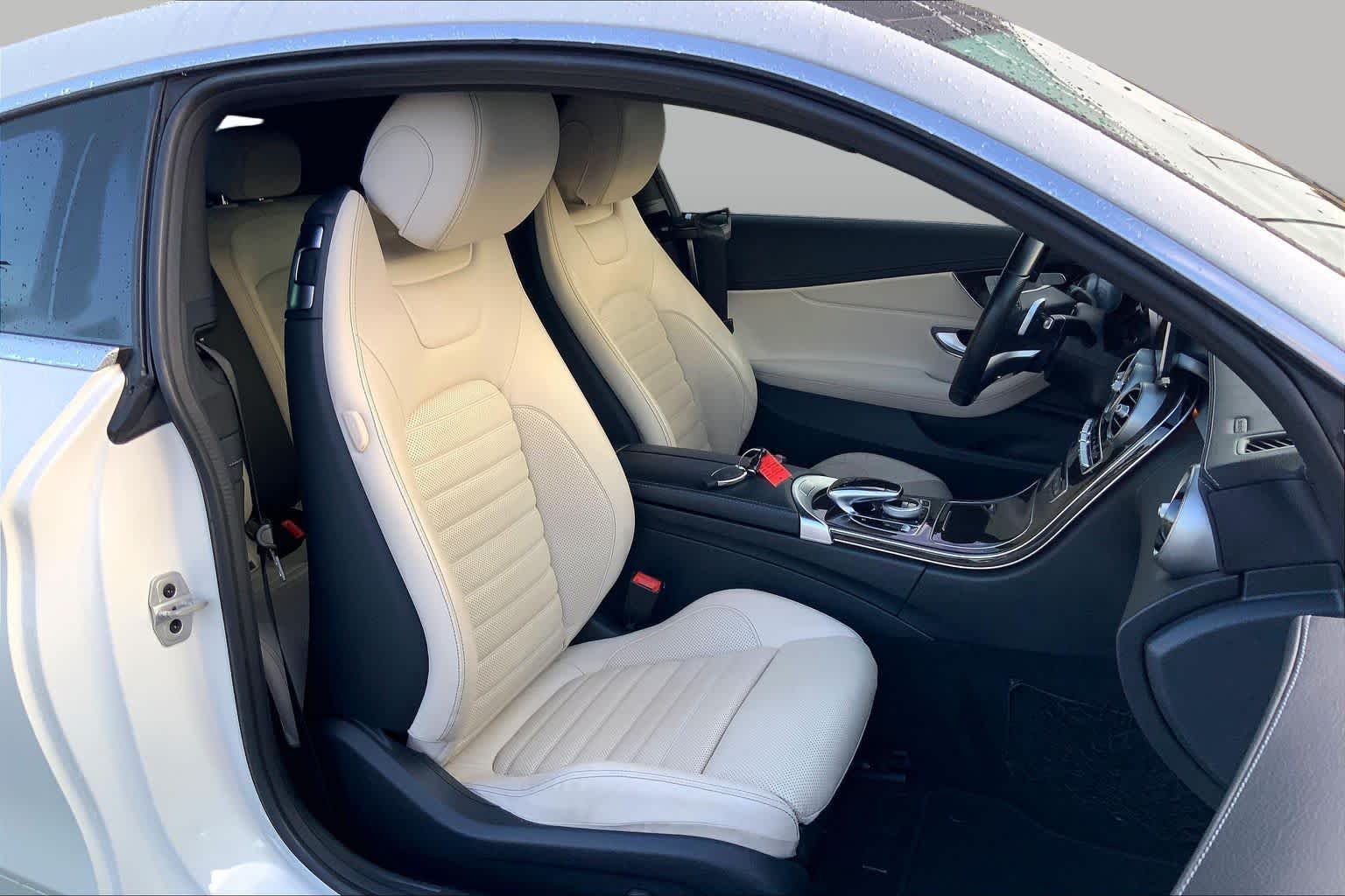 Used 2017 designo Diamond White Metallic Mercedes-Benz C 300 image 9