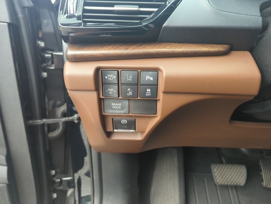 Used 2021 Black Acura Advance Package image 20